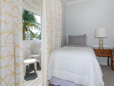 Holmes Beach Vacation Rental Condo